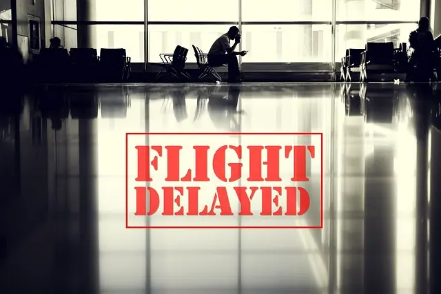 Mẫu câu: The flight is canceled.
