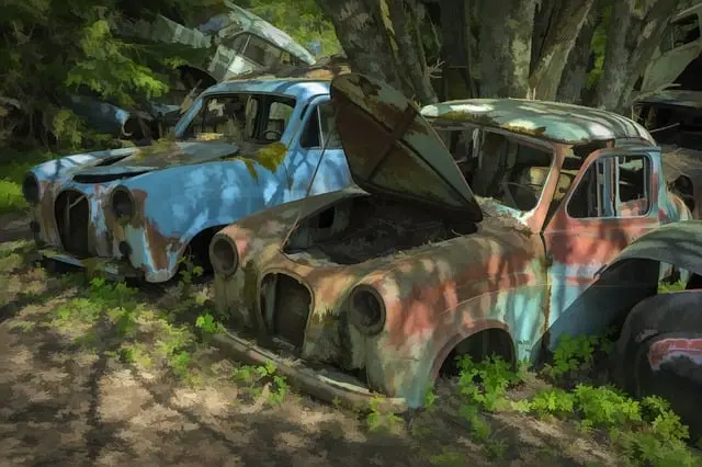 Từ vựng corrodes: [V] Ăn mòn, làm xói mòn (nghĩa bóng)