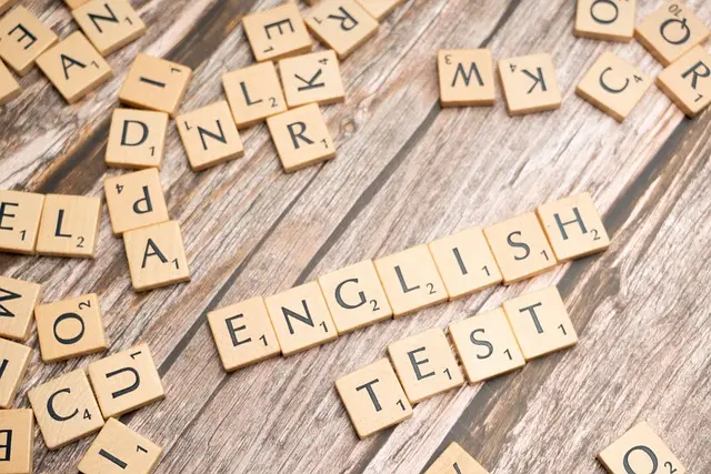Mẫu câu: Do you speak English fluently?