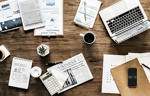 Mẫu câu: Where is the lost and found office?